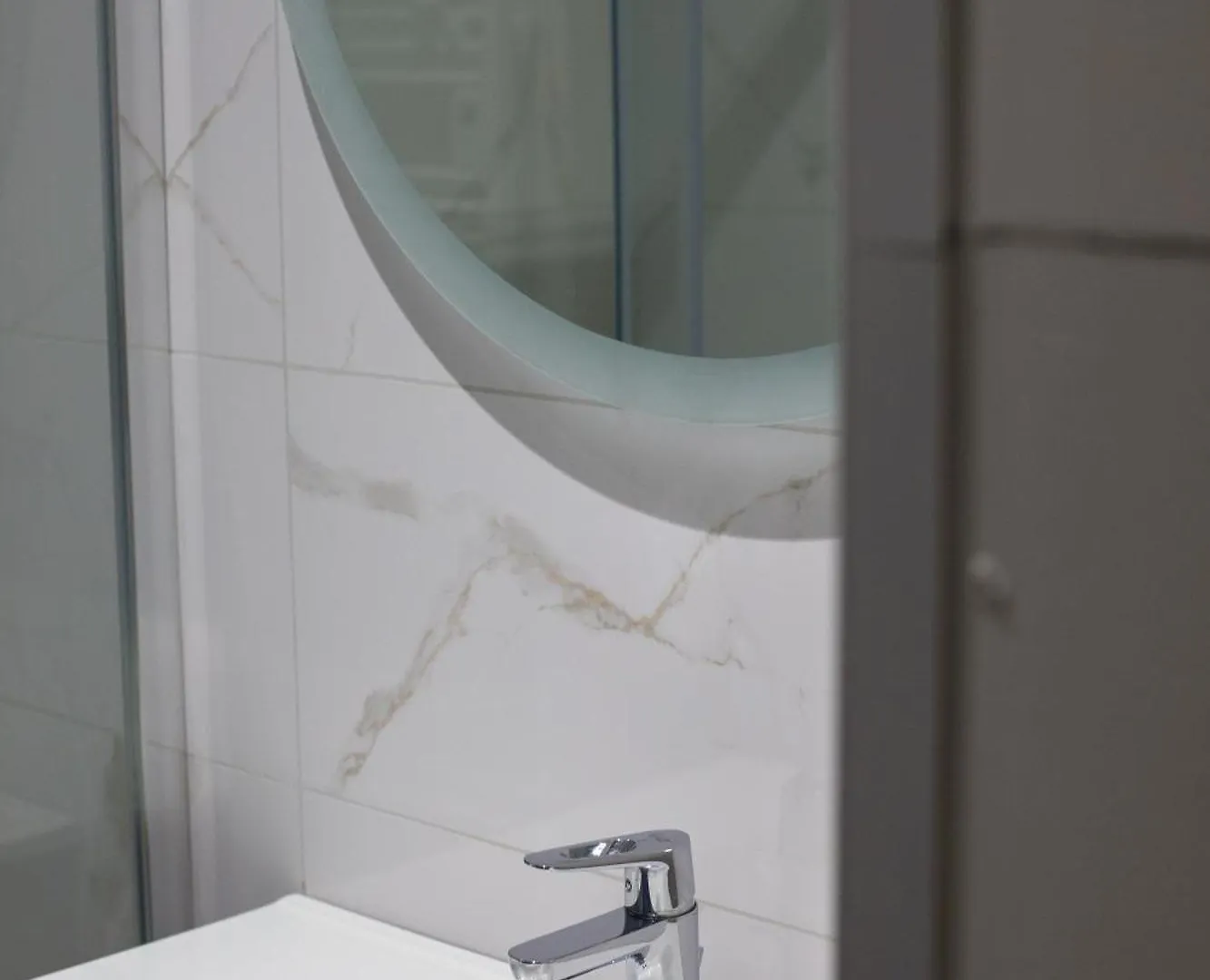 Appartements Avec Garage Prive - Latre Location Λούρδη 0*,  Γαλλία